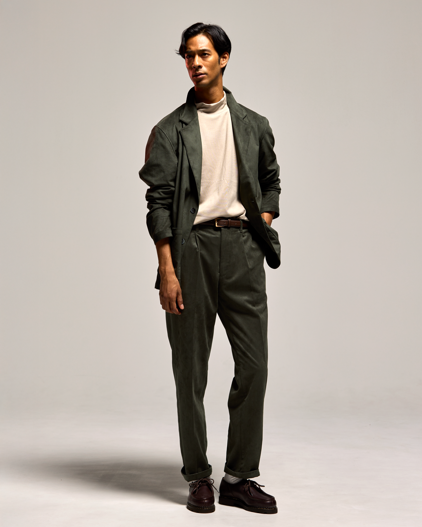 COLONY CLOTHING / Ultrasuede® ワンプリーツイージートラウザーズ コーデュロイ / CC2502-PT02-02