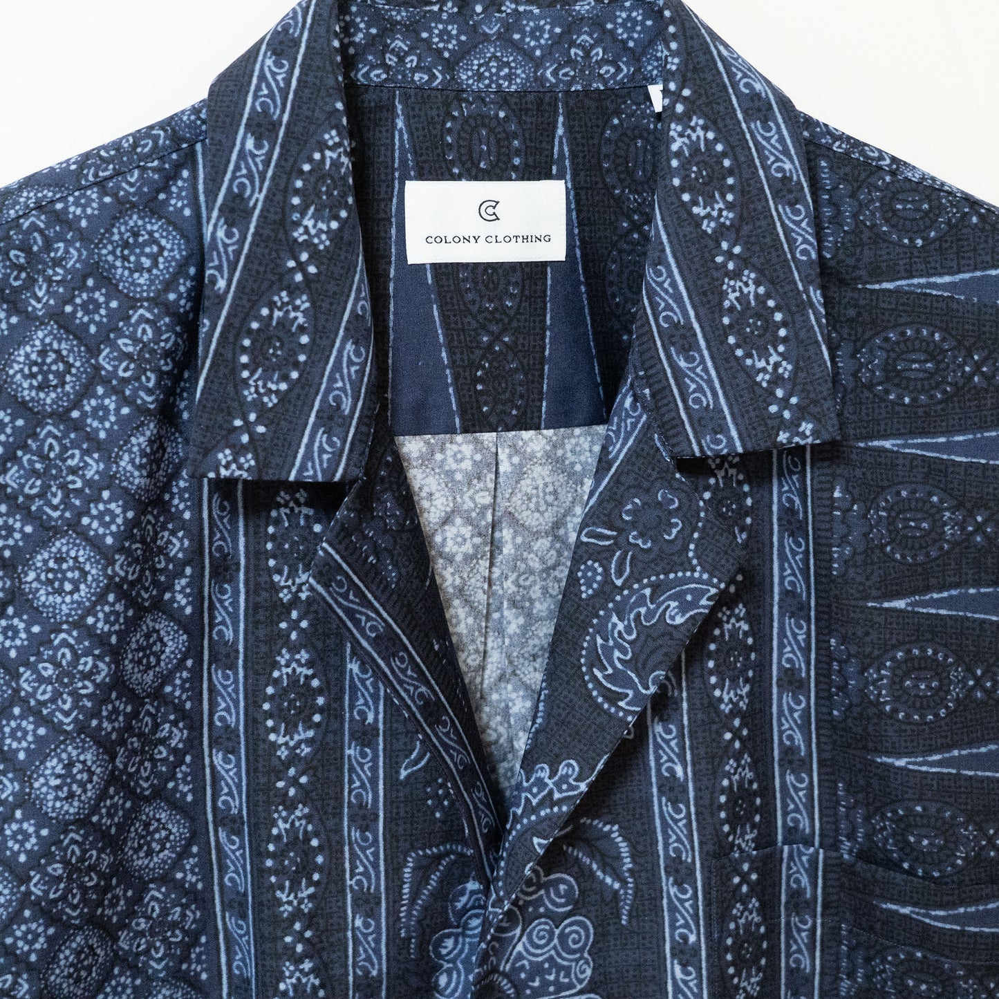 COLONY CLOTHING × Peter Lee / オープンカラーシャツ バティック/ CC2501-SH01-01