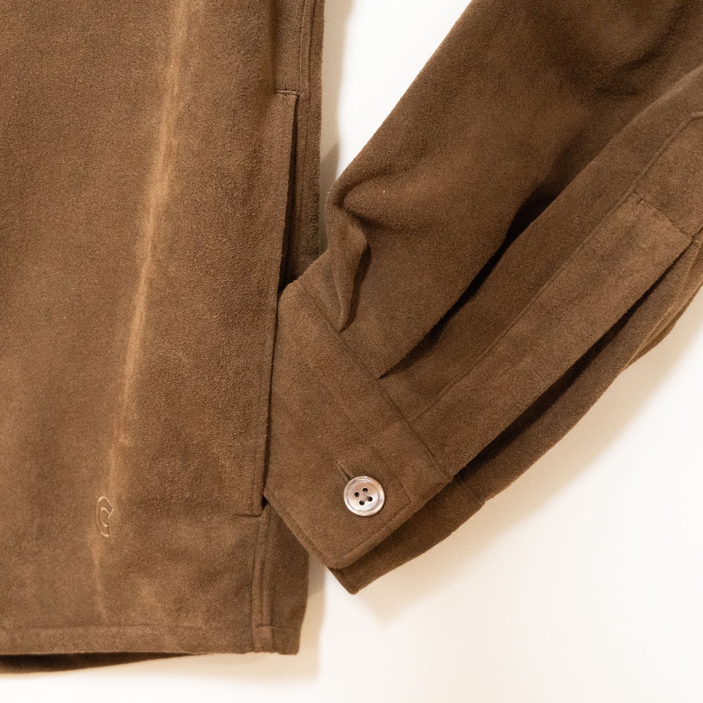 COLONY CLOTHING / Ultrasuede® ダブルポケットシャツ （サイドポケット付き） / CC2402-SH04